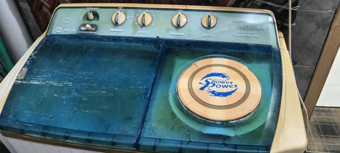 Electrolux company double Washing Machinge