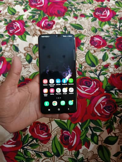 Samsung Mobile A70