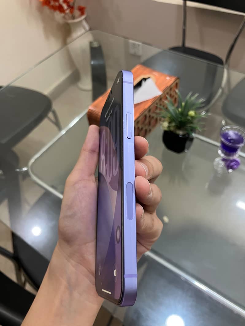 Apple iPhone 12 5