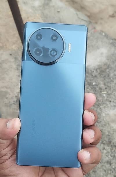 Tecno Spark 20 Pro Plus 8gb 256gb 10/10