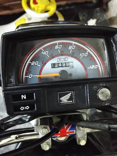 Honda CD70 Total genuine only 12500km driven 10000% guaranteed
