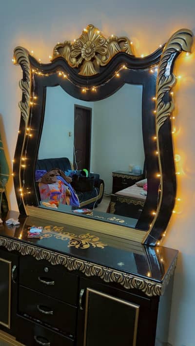 Black bed set