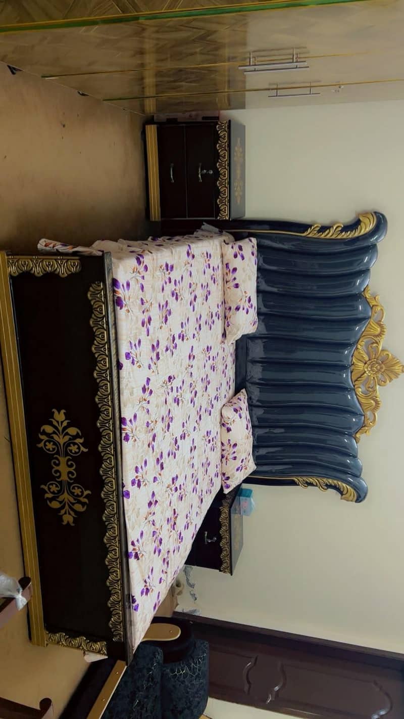 Black bed set 2
