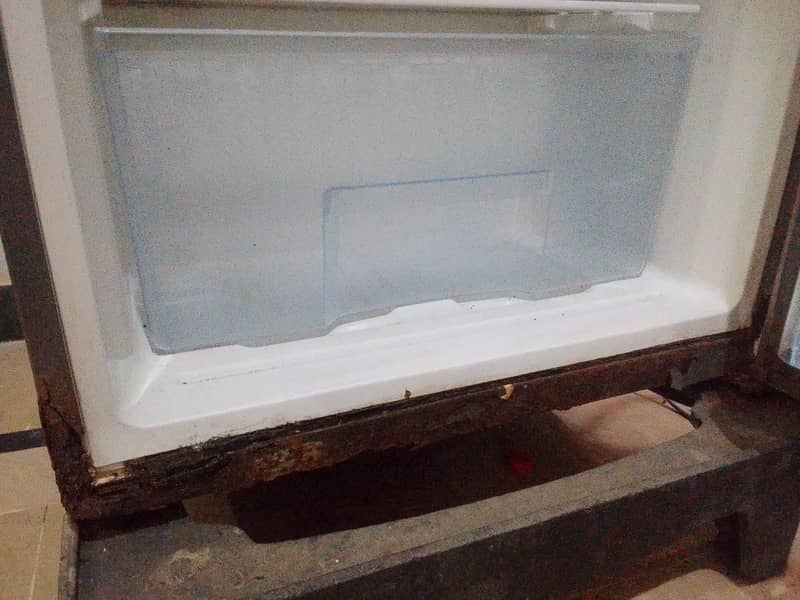 Refrigerator 3