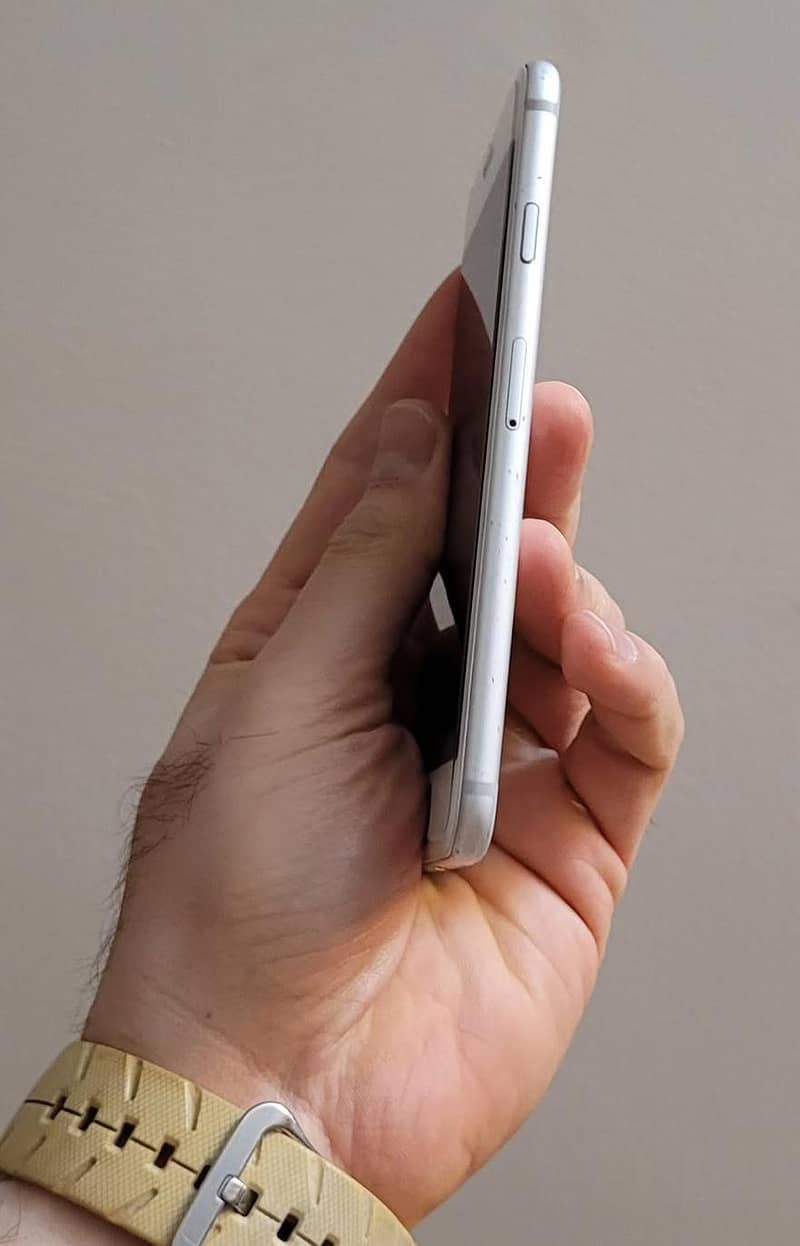 Apple iPhone 6 2