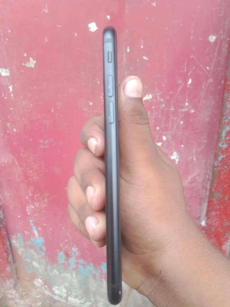 Apple iPhone 7 Plus 4
