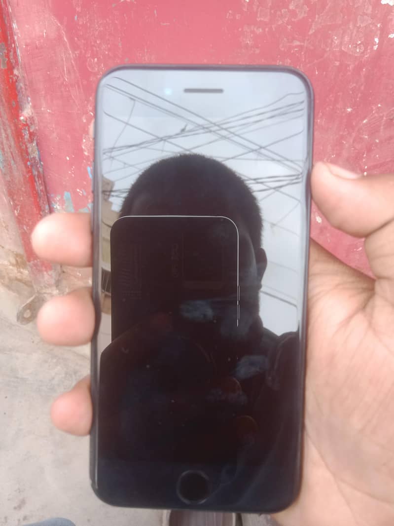Apple iPhone 7 Plus 5