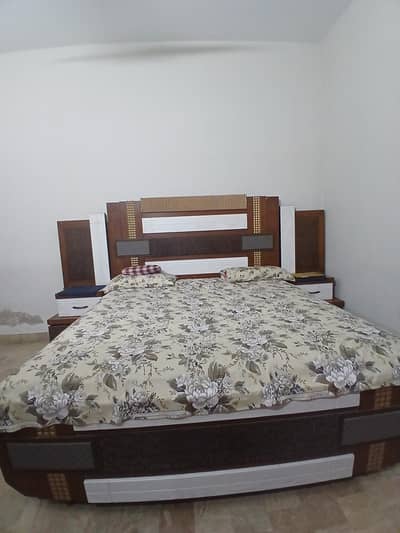 Complete King Size Bed Set (Bed + Side Tables + Dressing Table)