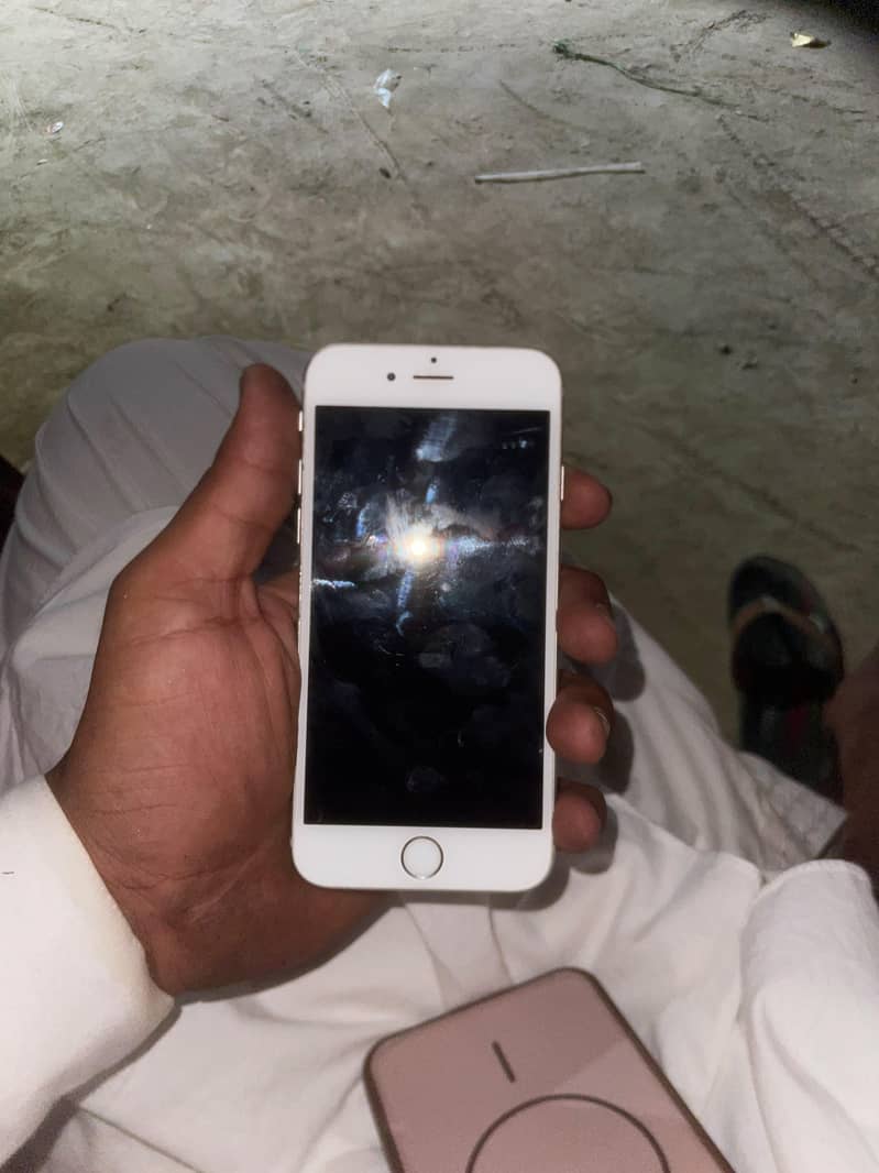 Apple iPhone 6S 2