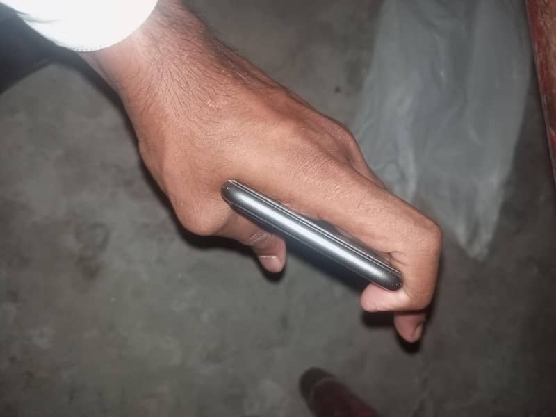 Apple iPhone 8 Plus 6