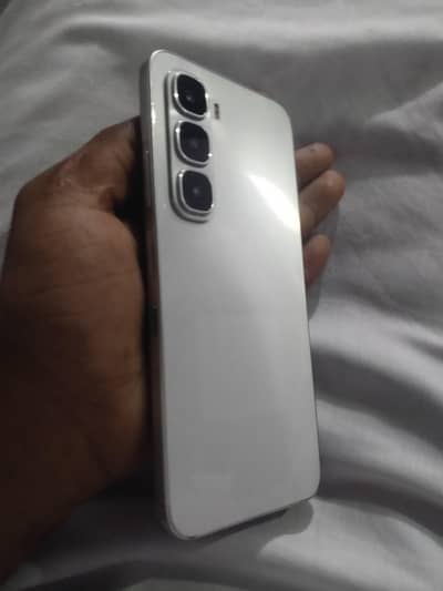 Infinix HOT 60i