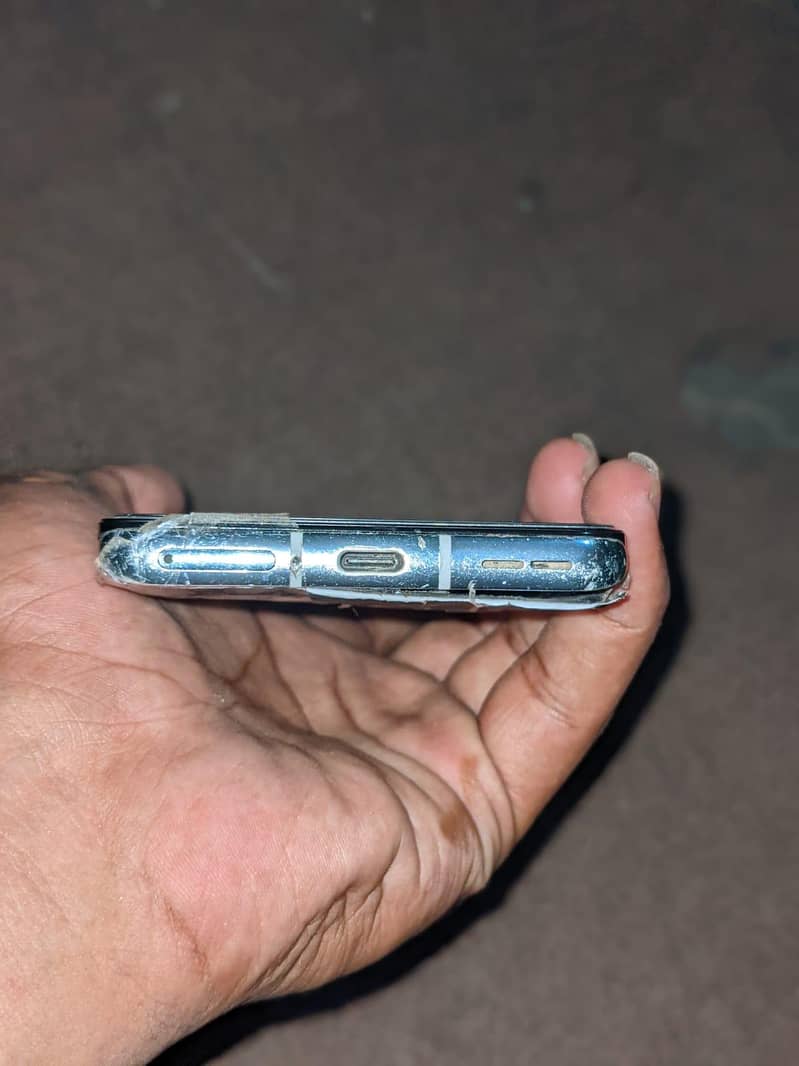 One Plus 9 Pro 5