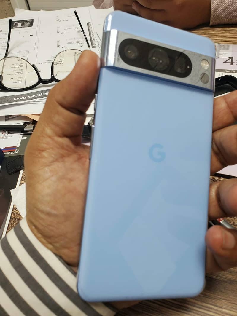 Google Pixel 8 Pro 0