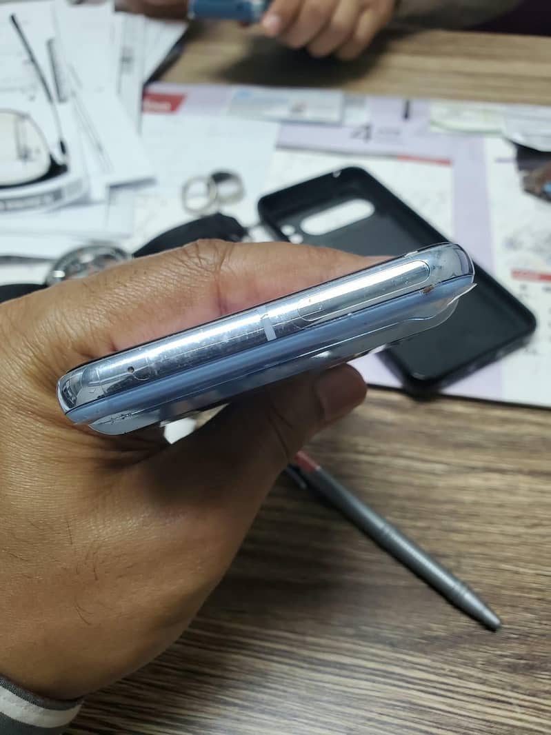 Google Pixel 8 Pro 4