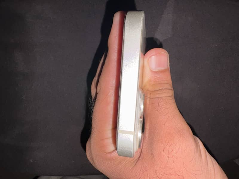 iPhone 13 jv 3