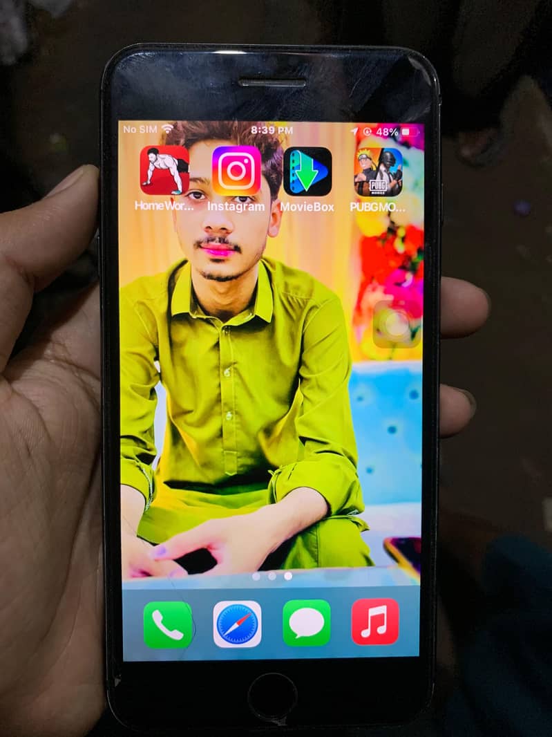 Apple iPhone 7 Plus 0