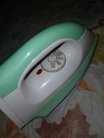 Impact Supreme Electric Dry Iron in Good Condition