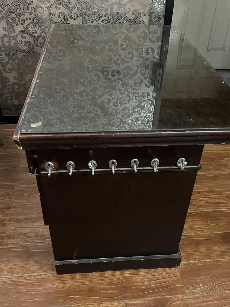 OFFICE TABLE FULL SIZE 3