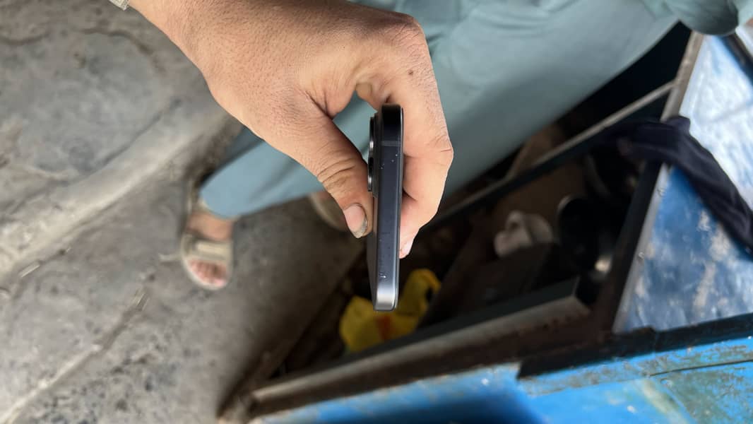 Apple iPhone 15 plus 1