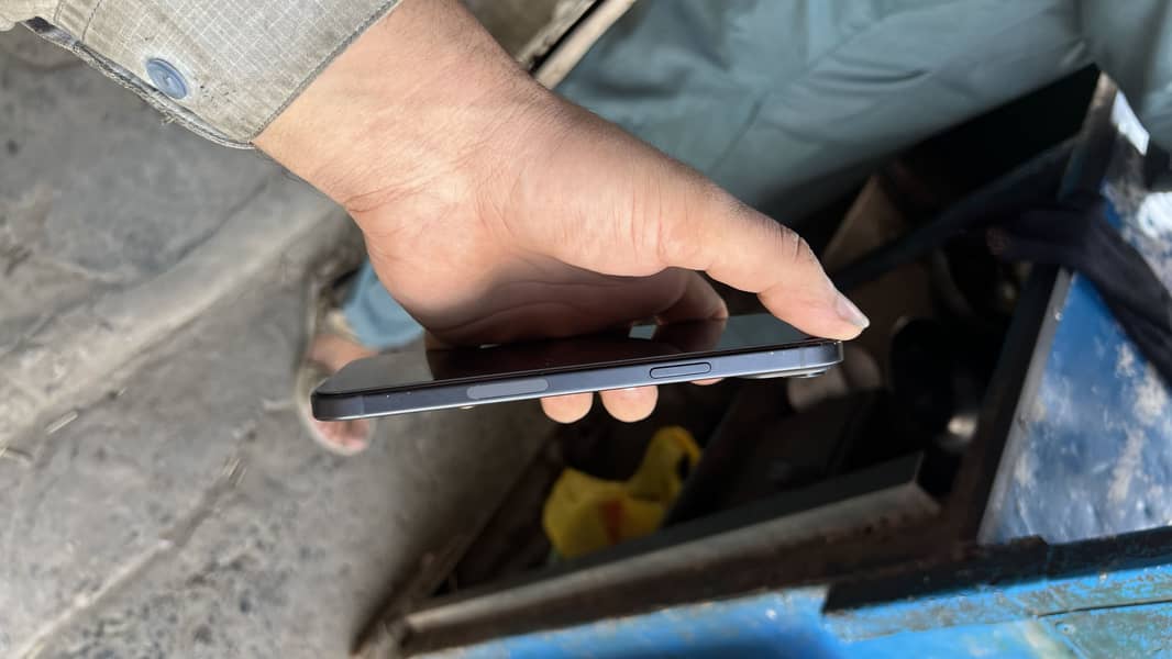 Apple iPhone 15 plus 2