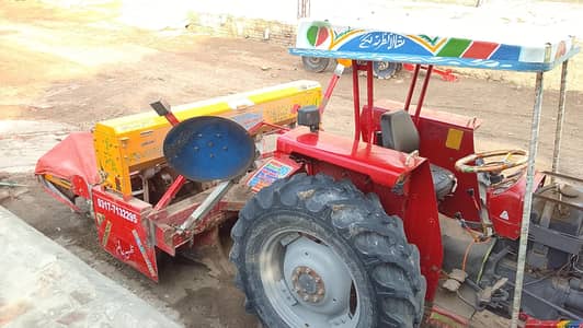 mf 260 and makki planter