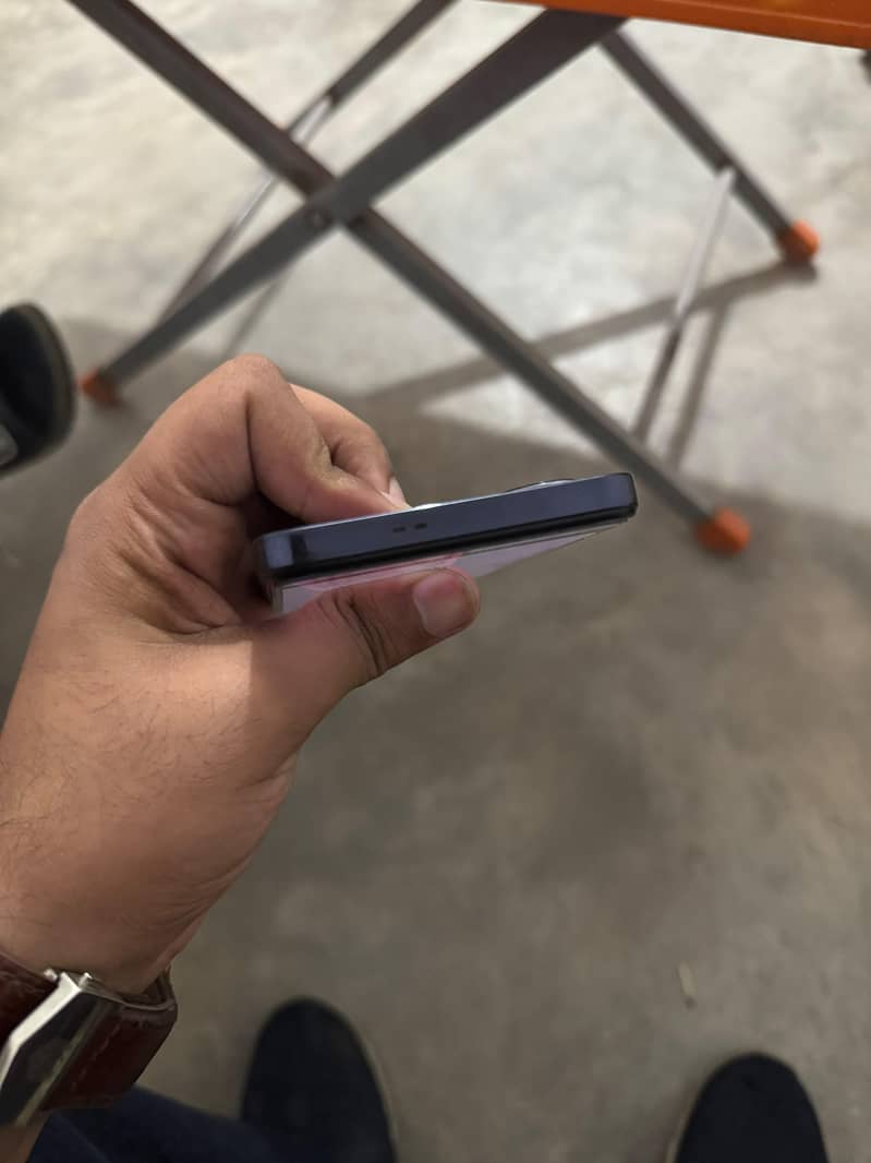 Infinix Note 30 5