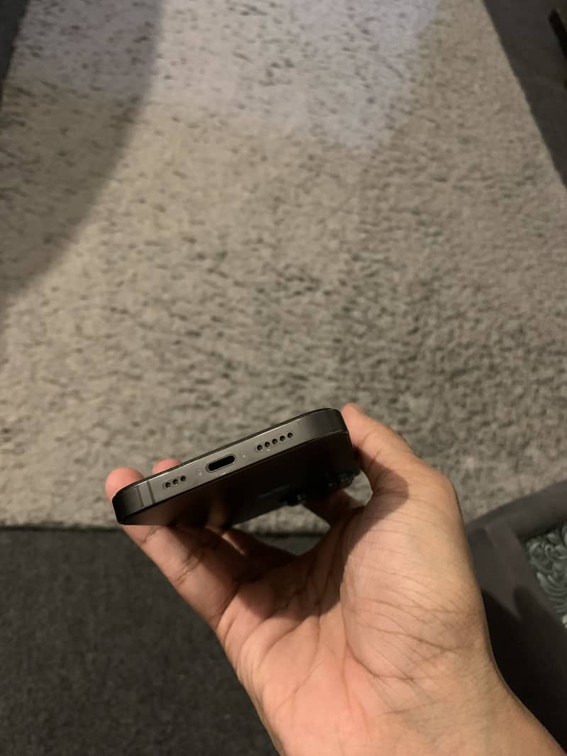 Apple iPhone 13 Pro 2