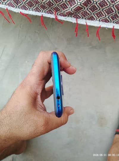 Vivo Y51