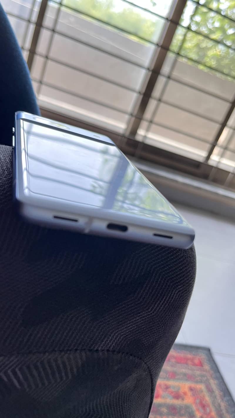 Google Pixel 7a 2