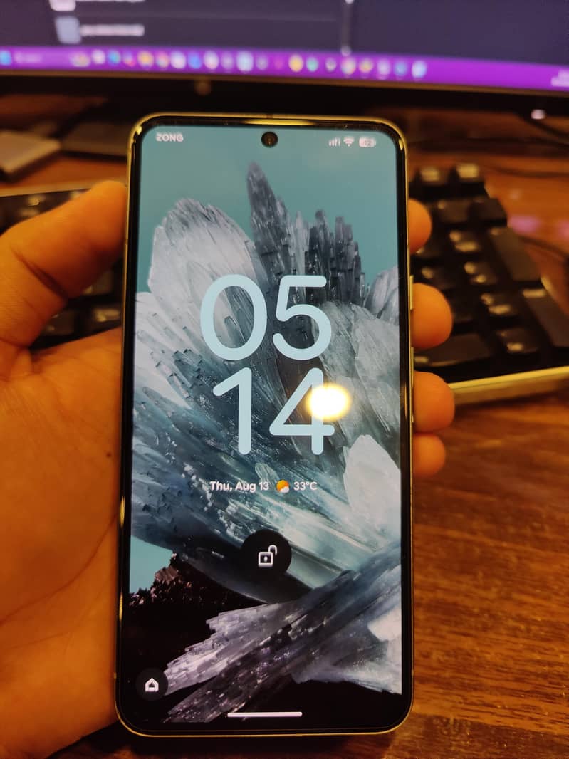 Google Pixel 8 1