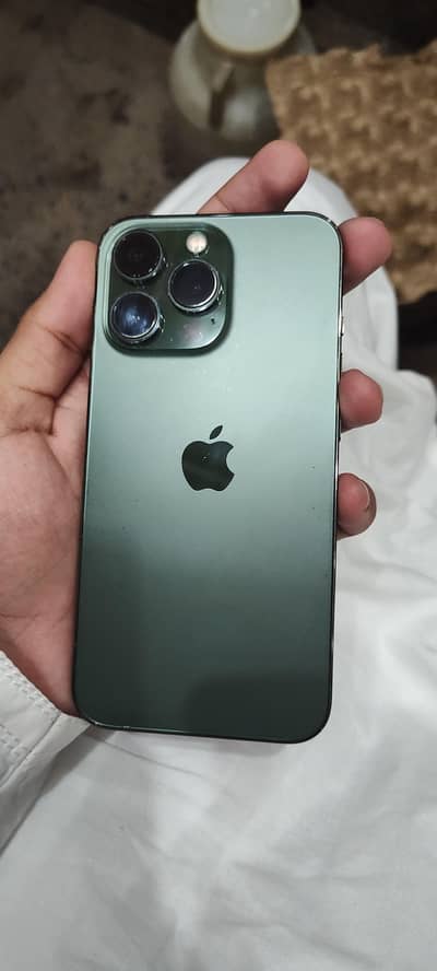 Apple iPhone 13 Pro