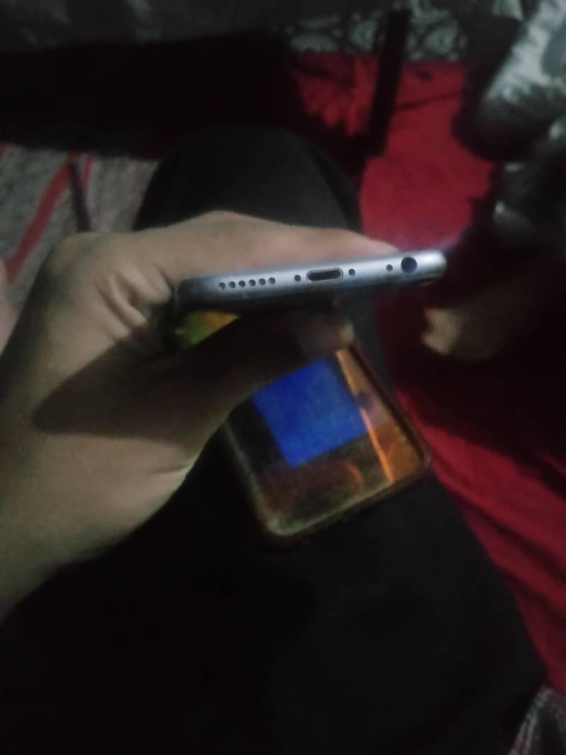 Apple iPhone 6 5