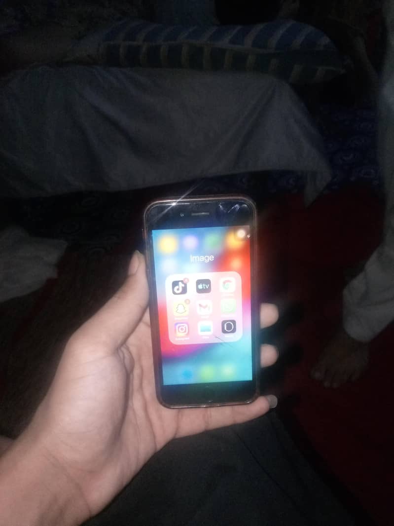 Apple iPhone 6 6