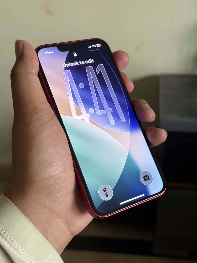 Apple iPhone 13 1