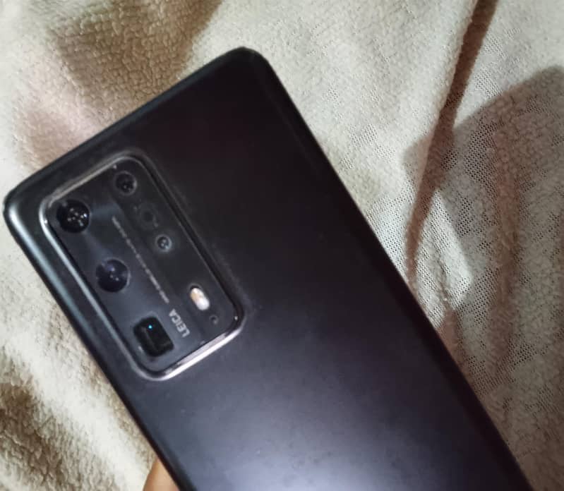 Huawei P40 Pro Plus 2
