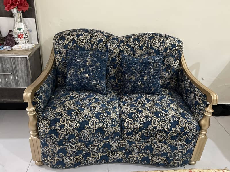Sofa seats 5