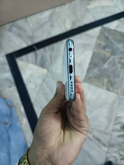 Vivo Y21