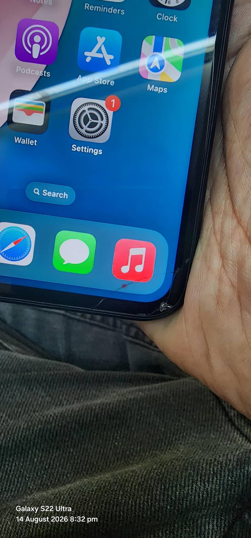Apple iPhone XR 1