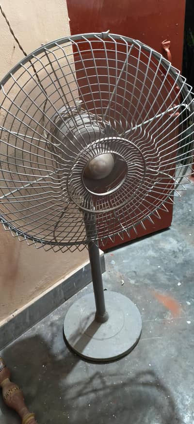 Used pedestal fan