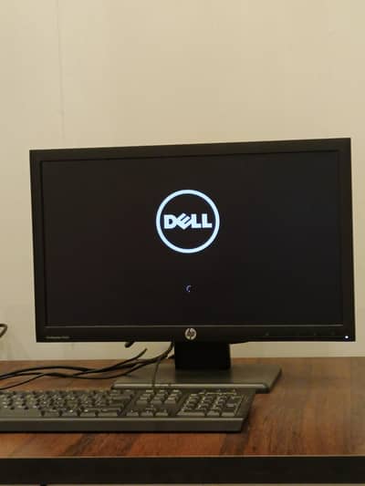 Dell OptiPlex 5040 Core i5 6th Gen Desktop – 8GB RAM + SSD