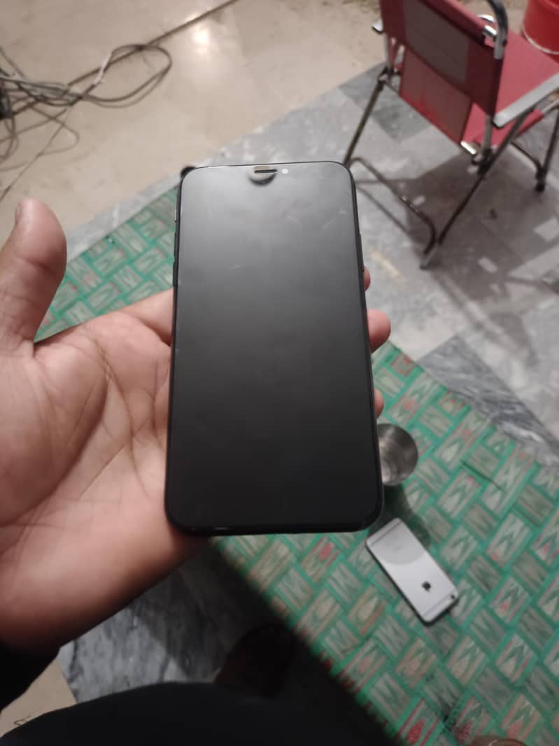 Apple iPhone X 1