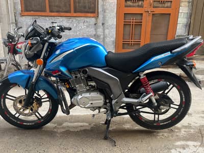 Suzuki gsx 125