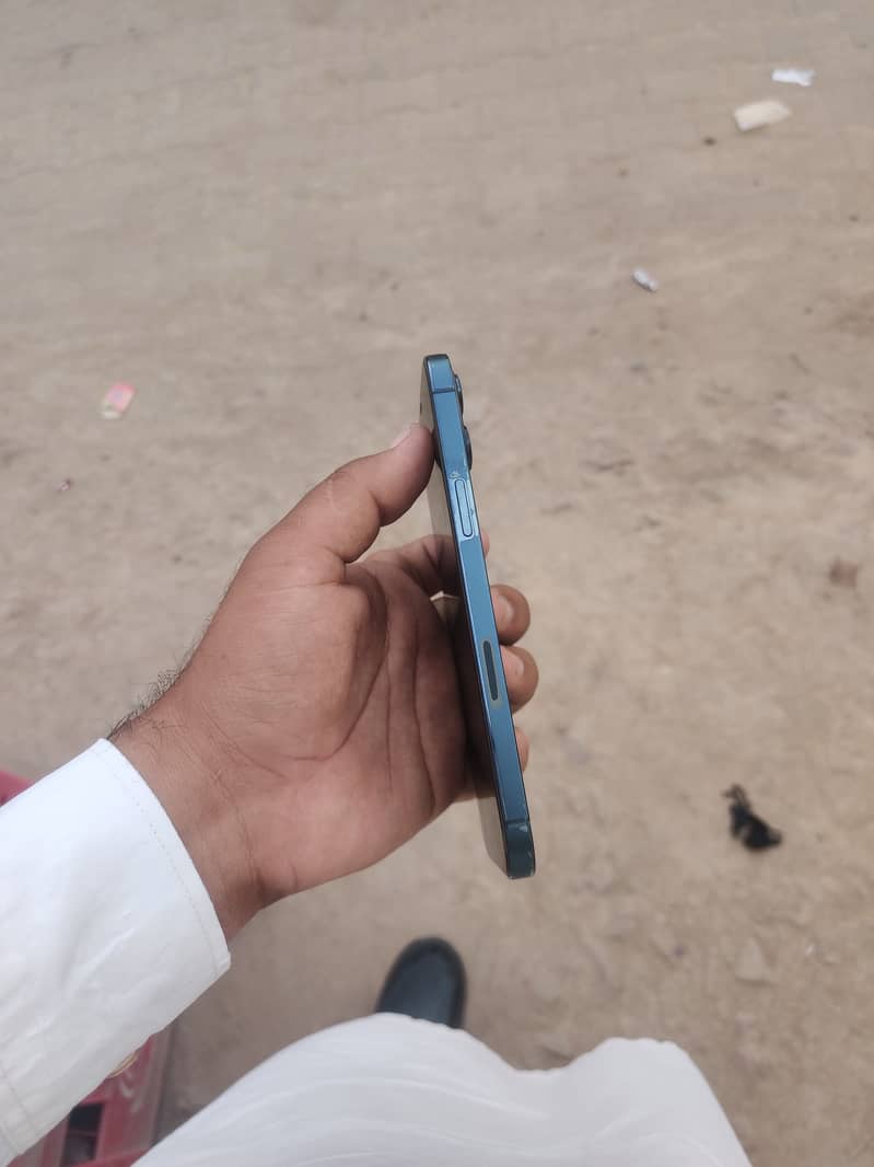 Apple iPhone 12 Pro Max 1