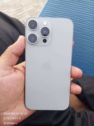 xr convert to Apple iPhone 15 Pro
