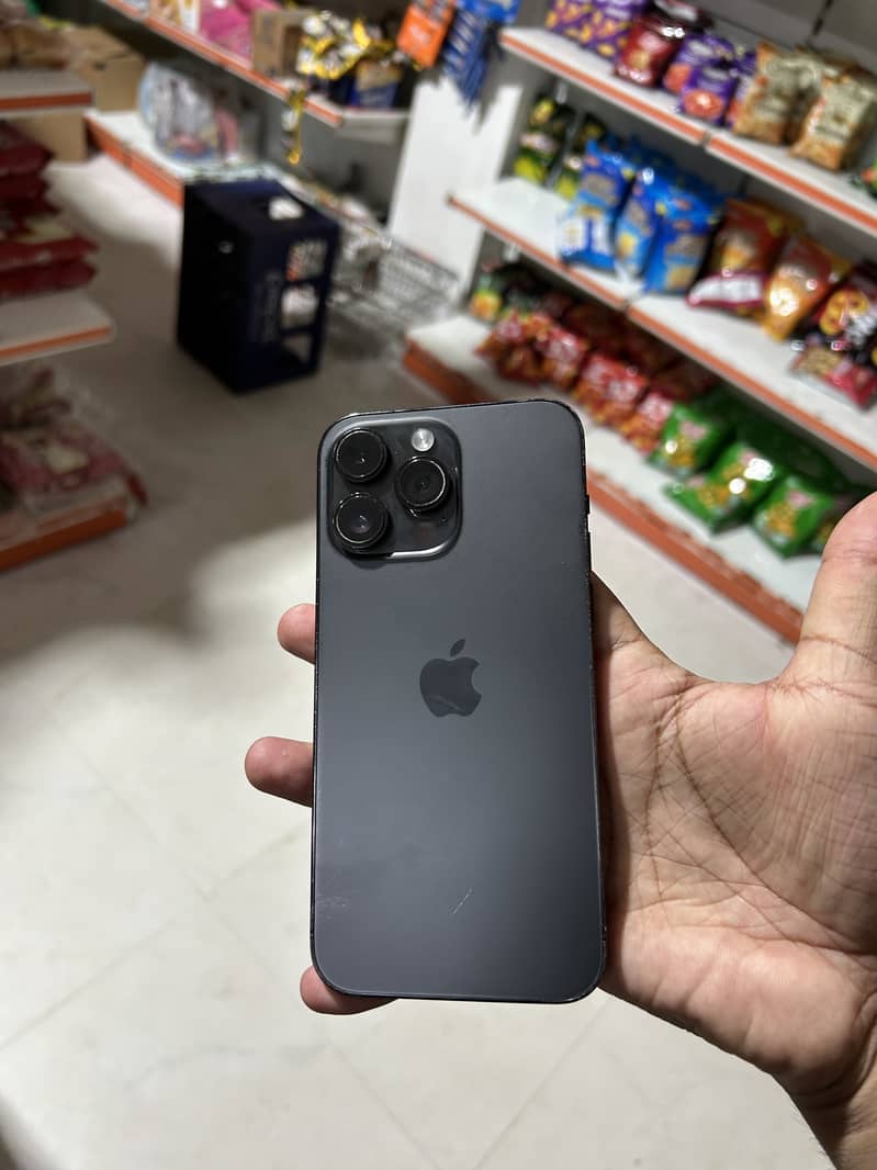 IPHONE 14 pro max 5