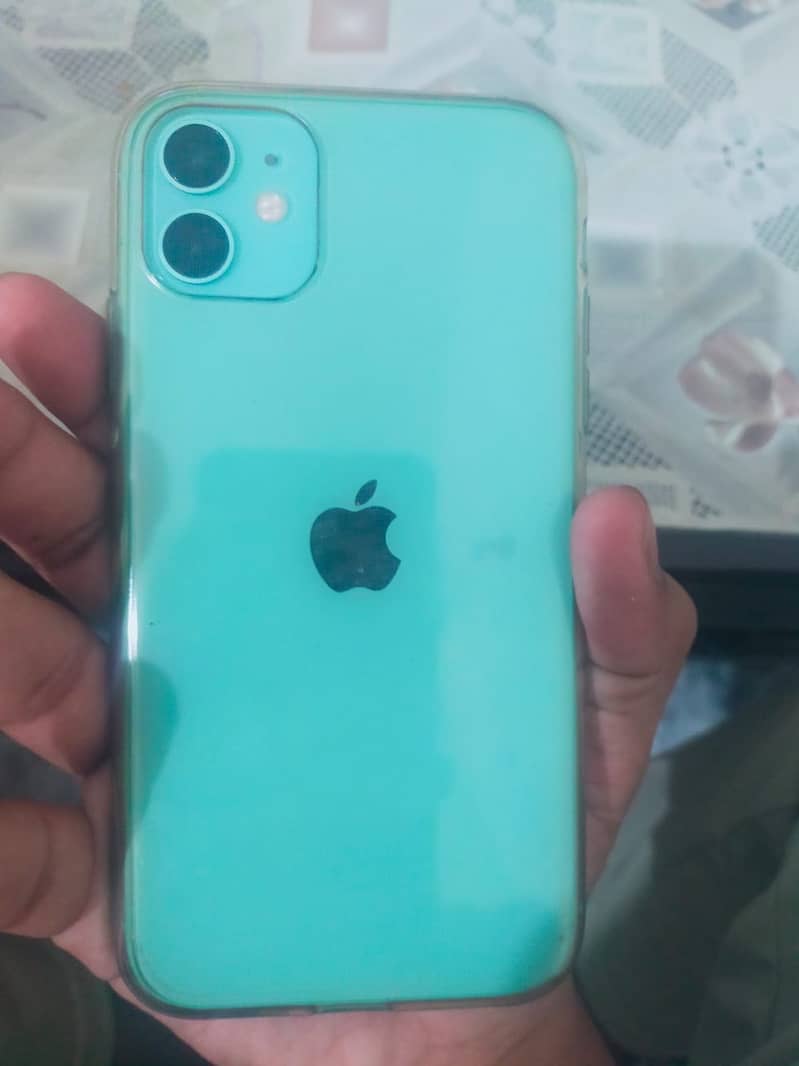 Apple iPhone 11 0