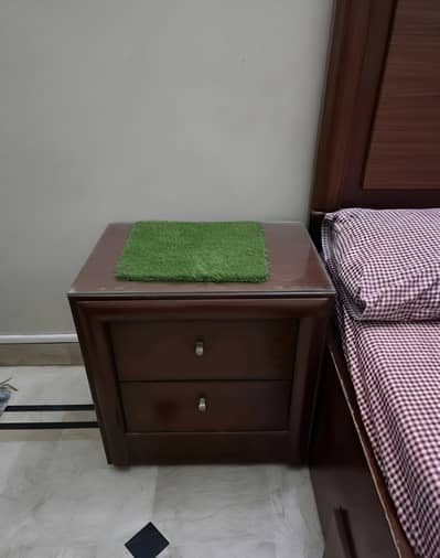 Pure wooden  King size Bed with Sidebox and dressing table