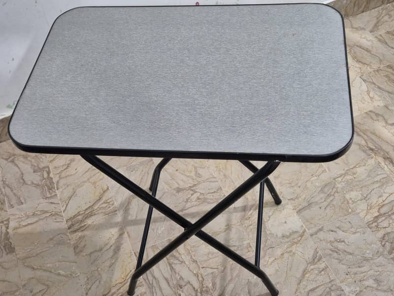 Folding Table 1