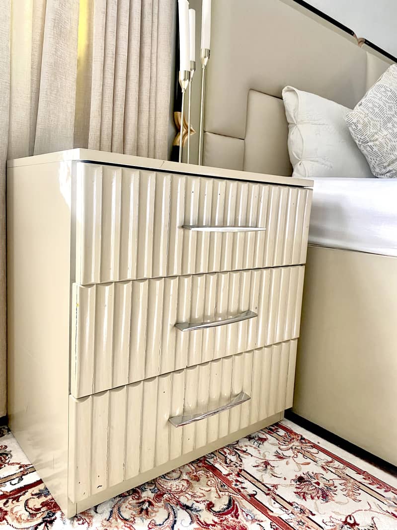 Kind size bed (complete set) 2