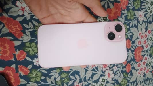 Apple iPhone 15